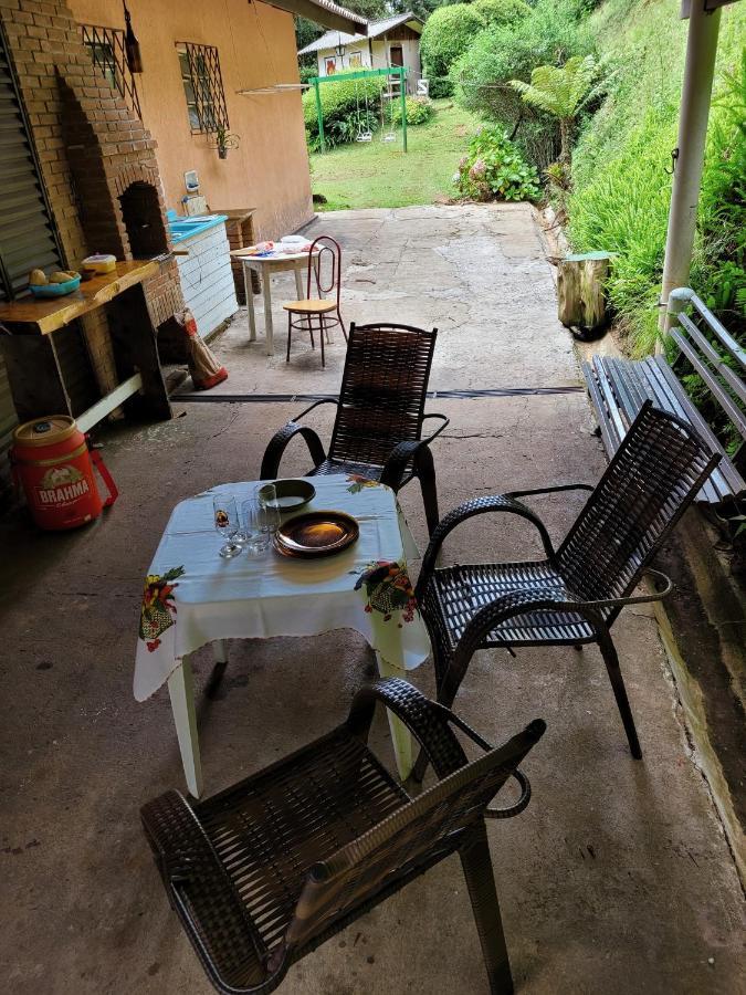 Casa Em Campos Do Jordao - 3 Quartos, Com Churrasqueira Exterior photo