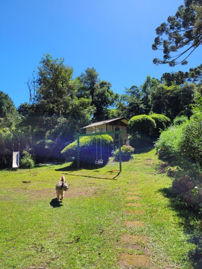 Casa Em Campos Do Jordao - 3 Quartos, Com Churrasqueira Exterior photo